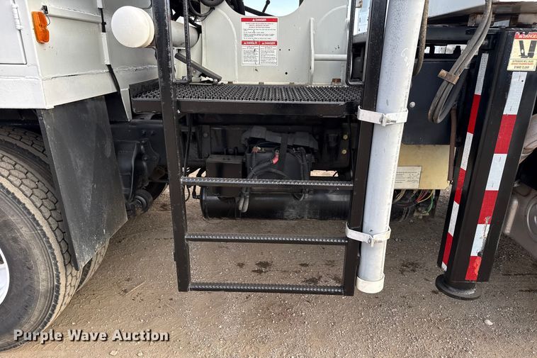 image for item EG2093 2012 Freightliner Business Class M2 crane truck