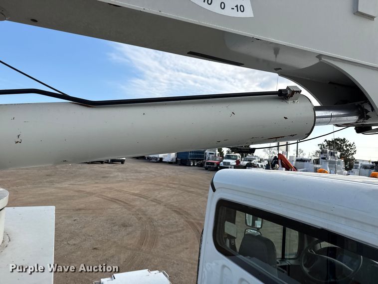 image for item EG2093 2012 Freightliner Business Class M2 crane truck