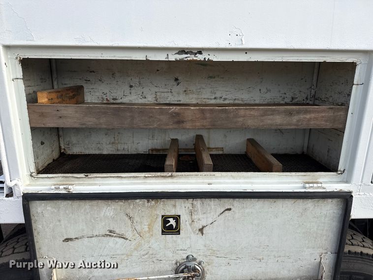 image for item EG2093 2012 Freightliner Business Class M2 crane truck