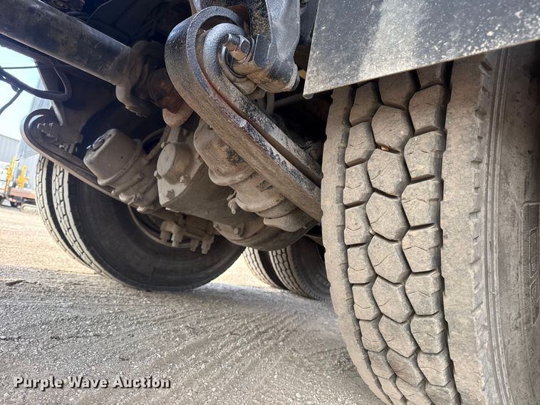 image for item EG2093 2012 Freightliner Business Class M2 crane truck