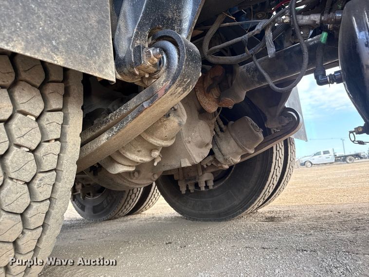 image for item EG2093 2012 Freightliner Business Class M2 crane truck