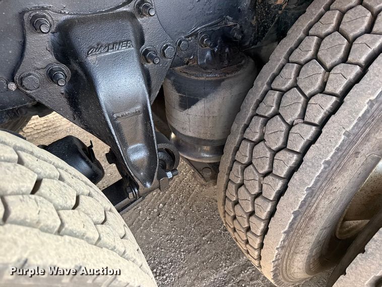 image for item EG2093 2012 Freightliner Business Class M2 crane truck