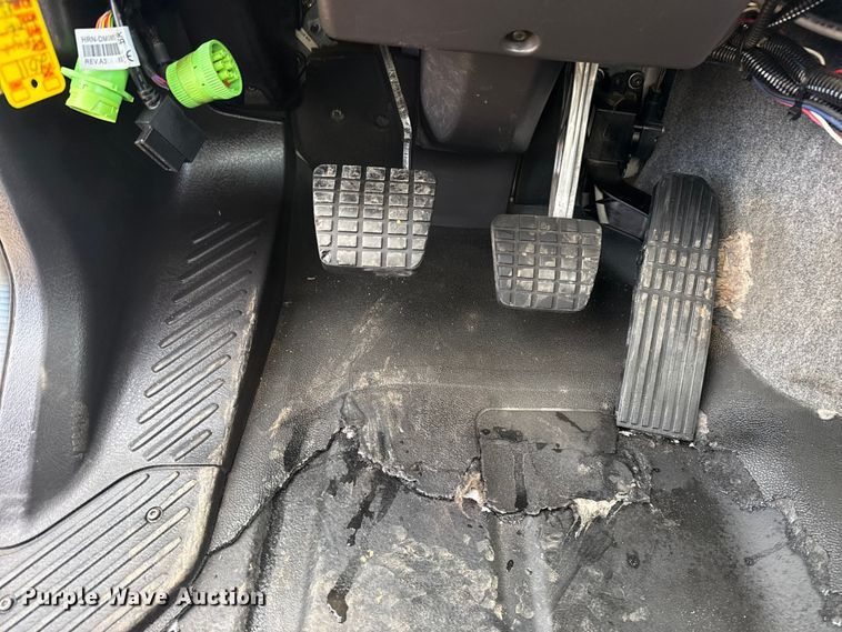 image for item EG2093 2012 Freightliner Business Class M2 crane truck