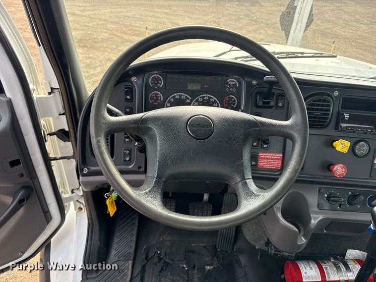 image for item EG2093 2012 Freightliner Business Class M2 crane truck