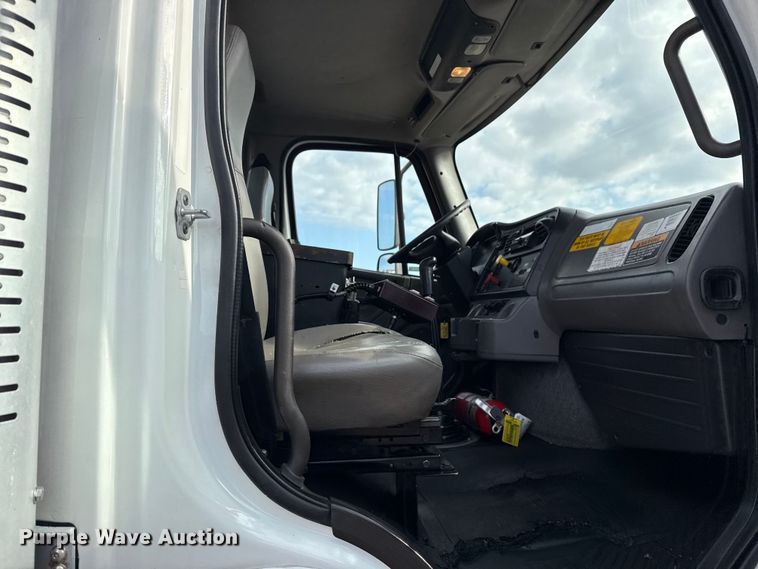 image for item EG2093 2012 Freightliner Business Class M2 crane truck