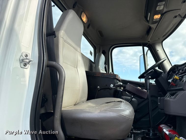 image for item EG2093 2012 Freightliner Business Class M2 crane truck