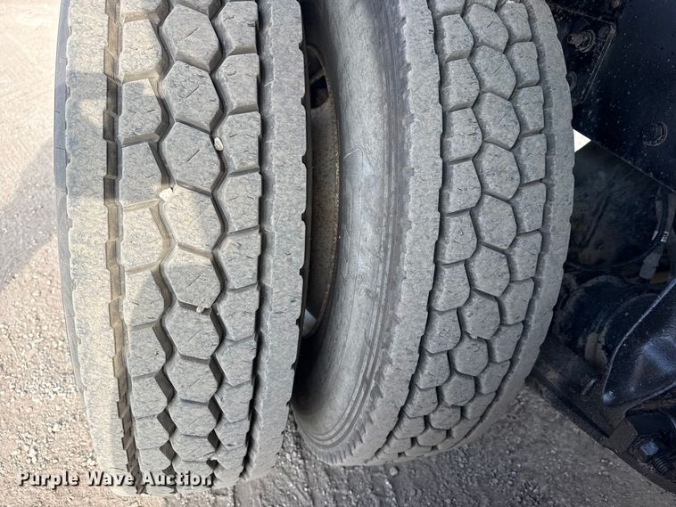 image for item EG2093 2012 Freightliner Business Class M2 crane truck