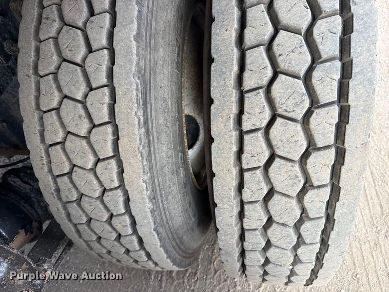 image for item EG2093 2012 Freightliner Business Class M2 crane truck