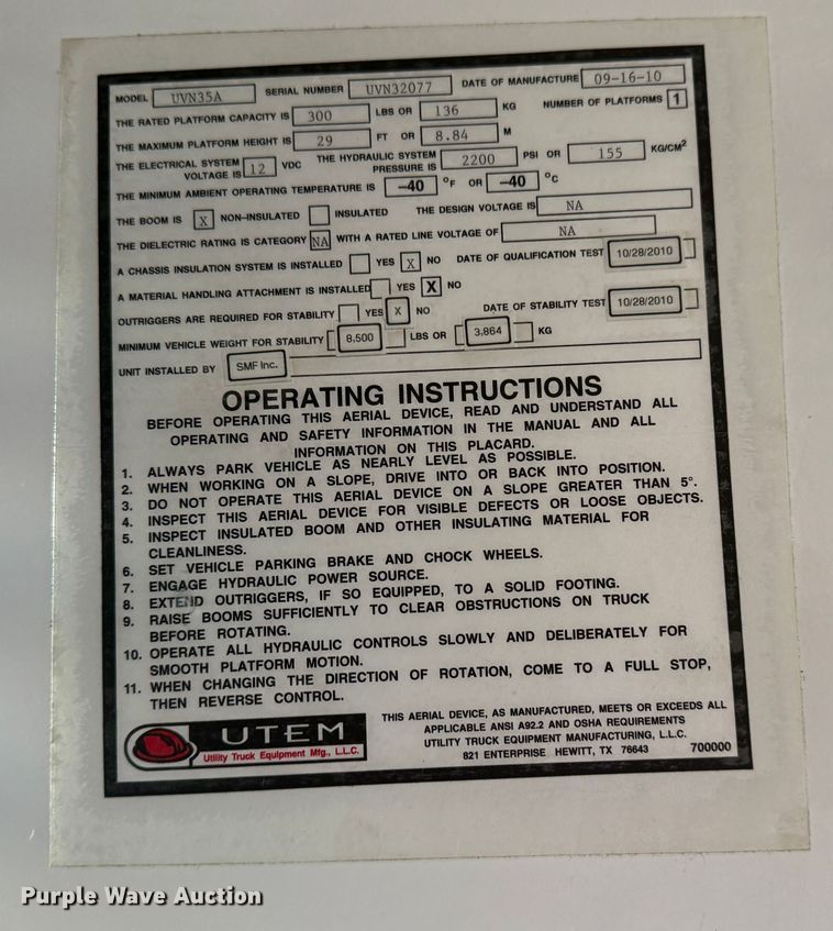 image for item EG2094 2010 Ford E350 van with bucket lift