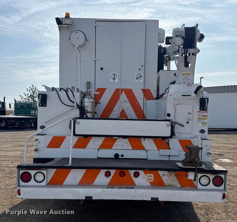 image for item EG2095 2014 Freightliner Business Class M2 utility / service truck