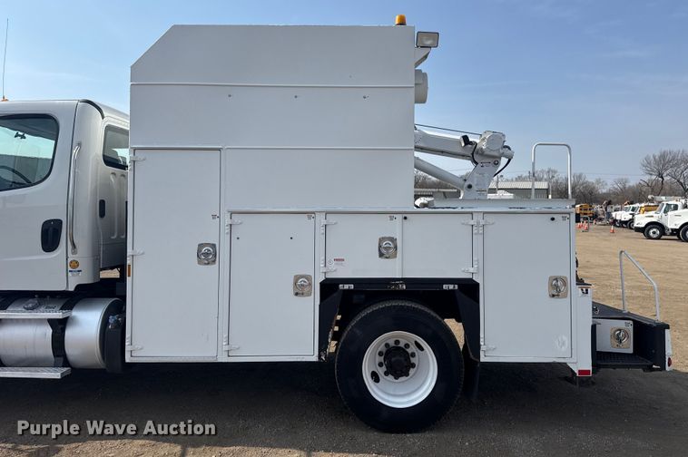 image for item EG2095 2014 Freightliner Business Class M2 utility / service truck