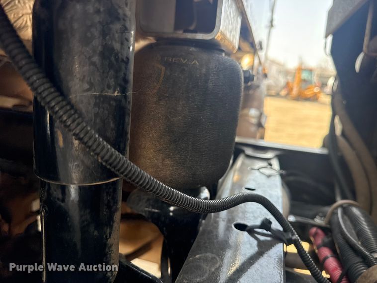 image for item EG2095 2014 Freightliner Business Class M2 utility / service truck