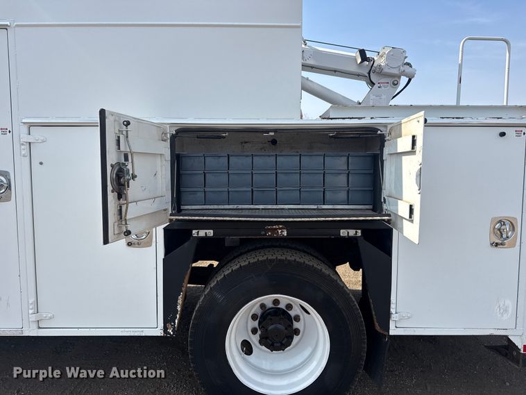 image for item EG2095 2014 Freightliner Business Class M2 utility / service truck