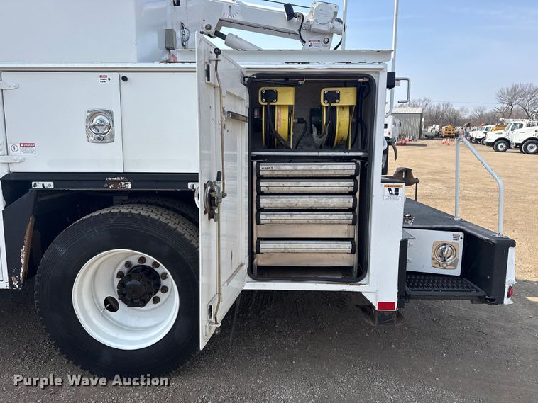 image for item EG2095 2014 Freightliner Business Class M2 utility / service truck