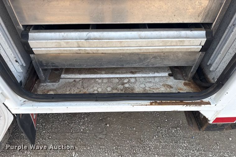 image for item EG2095 2014 Freightliner Business Class M2 utility / service truck