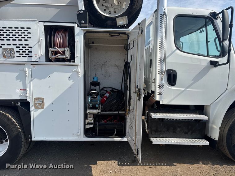 image for item EG2095 2014 Freightliner Business Class M2 utility / service truck