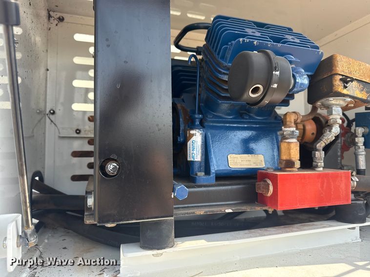 image for item EG2095 2014 Freightliner Business Class M2 utility / service truck