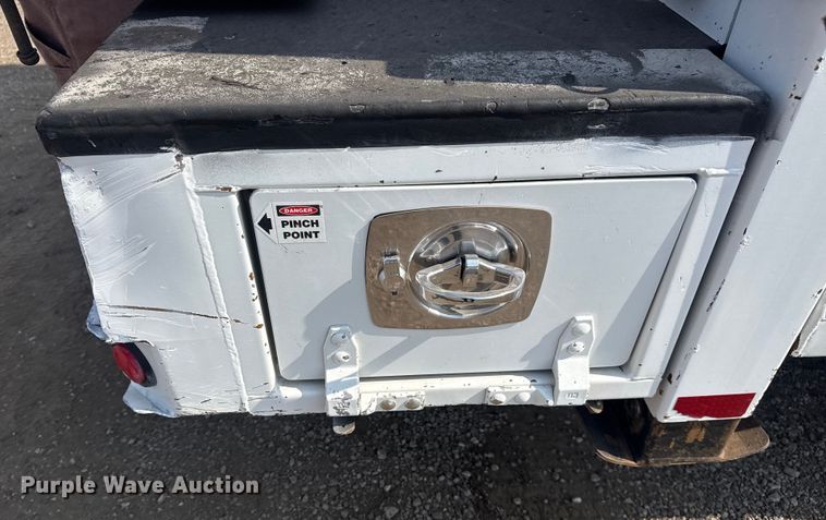 image for item EG2095 2014 Freightliner Business Class M2 utility / service truck