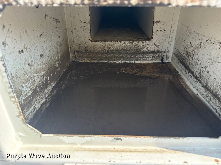 image for item EG2095 2014 Freightliner Business Class M2 utility / service truck