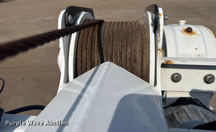 image for item EG2095 2014 Freightliner Business Class M2 utility / service truck