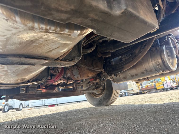 image for item EG2095 2014 Freightliner Business Class M2 utility / service truck