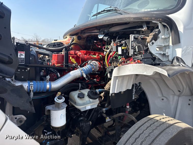 image for item EG2095 2014 Freightliner Business Class M2 utility / service truck