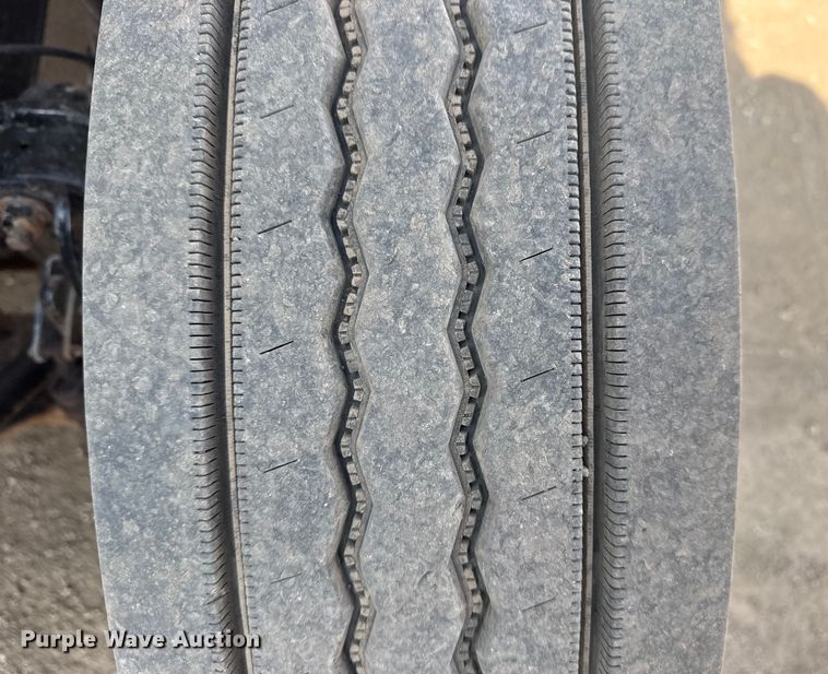 image for item EG2095 2014 Freightliner Business Class M2 utility / service truck