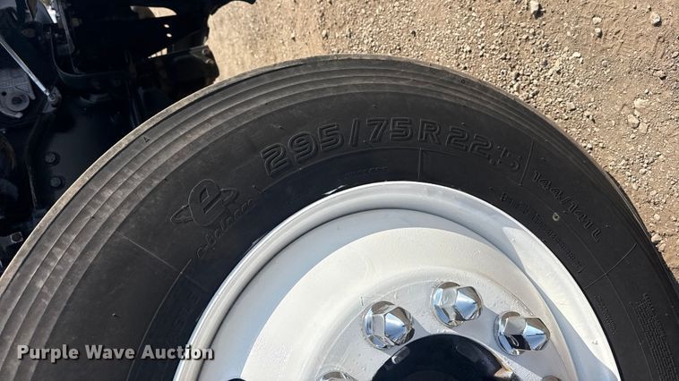 image for item EG2095 2014 Freightliner Business Class M2 utility / service truck