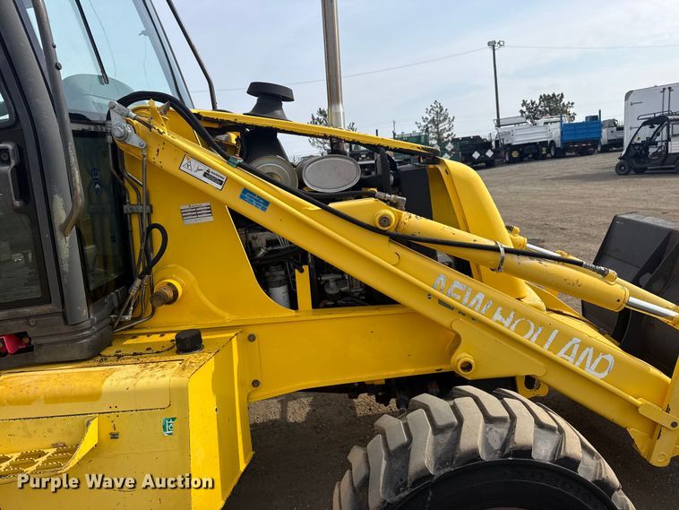 image for item EG2097 New Holland LB75B backhoe