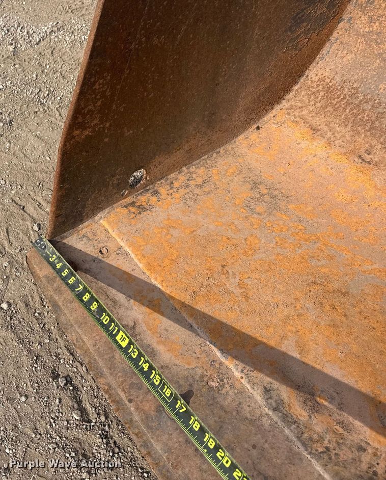 image for item EG2097 New Holland LB75B backhoe