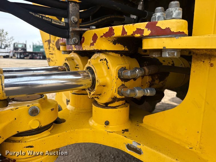 image for item EG2097 New Holland LB75B backhoe