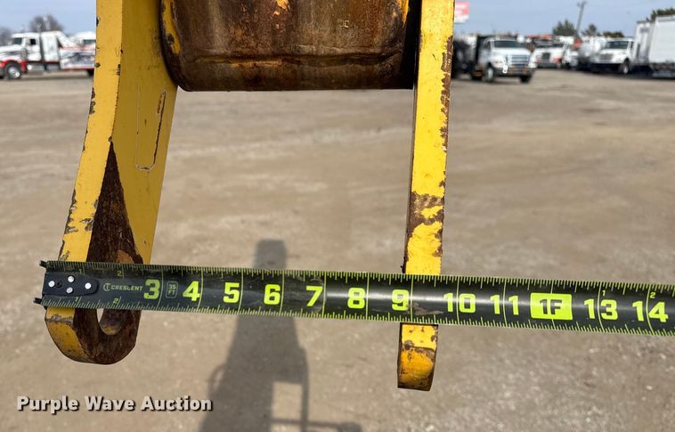 image for item EG2097 New Holland LB75B backhoe