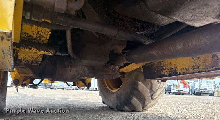 image for item EG2097 New Holland LB75B backhoe