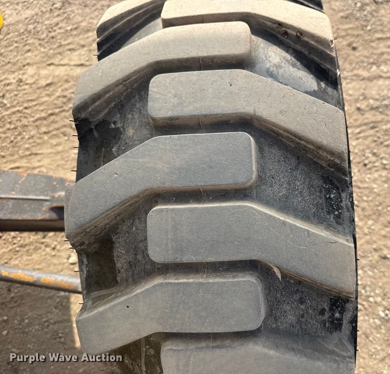 image for item EG2097 New Holland LB75B backhoe