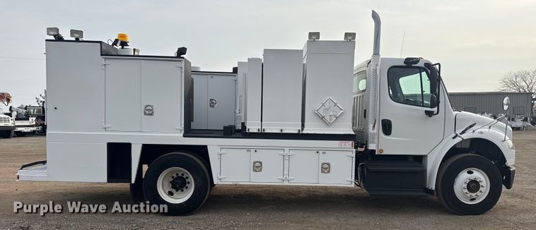 image for item EG2102 2014 Freightliner Business Class M2 utility / service truck