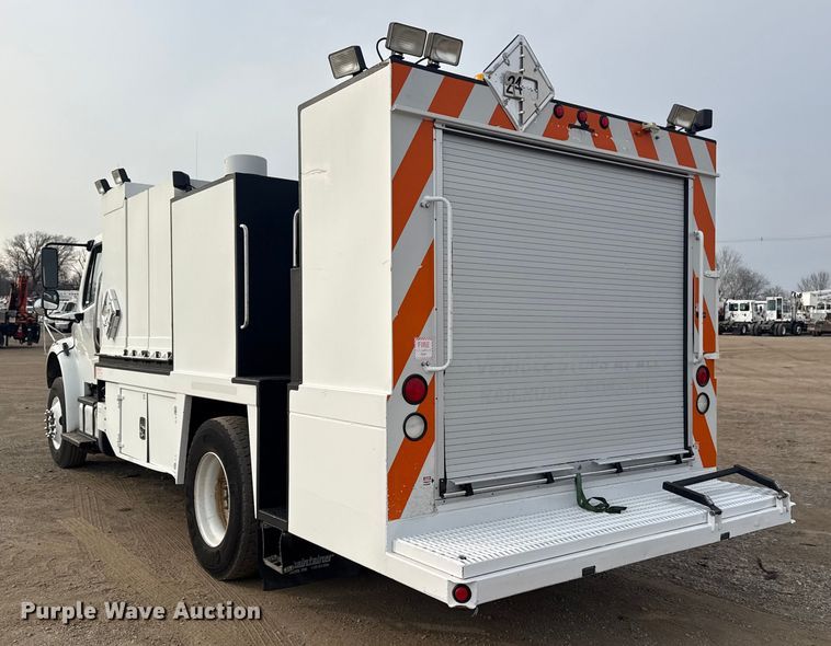 image for item EG2102 2014 Freightliner Business Class M2 utility / service truck