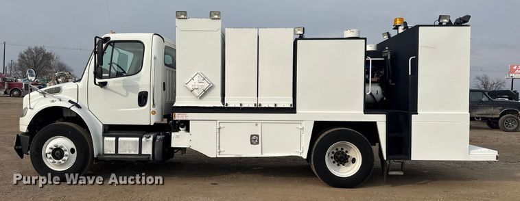 image for item EG2102 2014 Freightliner Business Class M2 utility / service truck