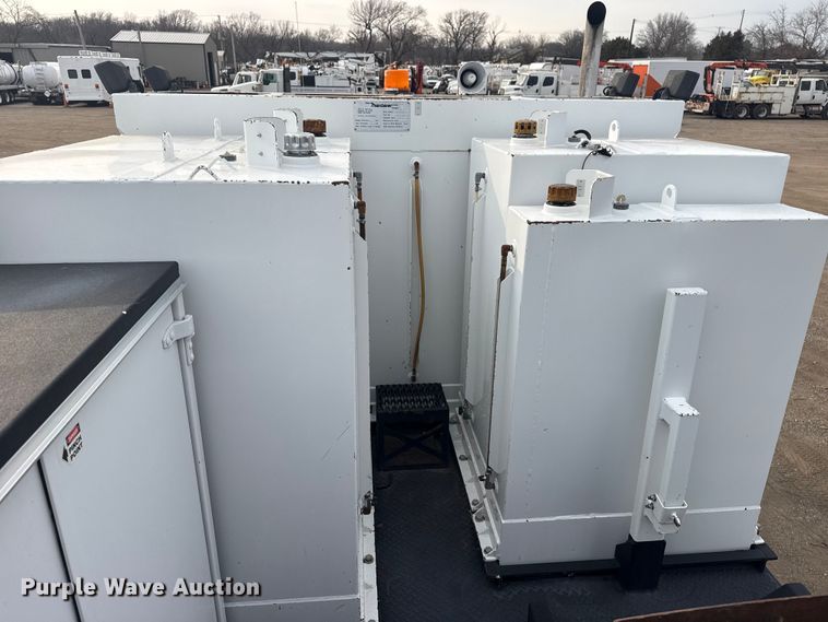 image for item EG2102 2014 Freightliner Business Class M2 utility / service truck