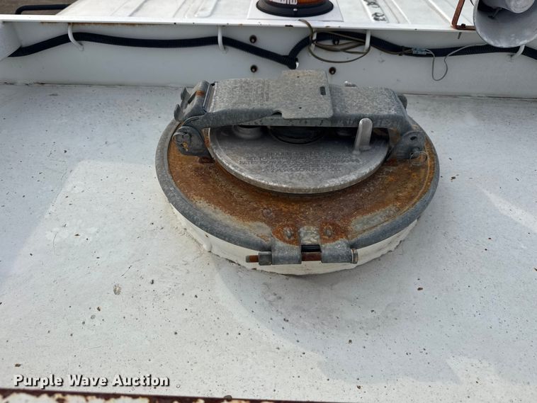 image for item EG2102 2014 Freightliner Business Class M2 utility / service truck