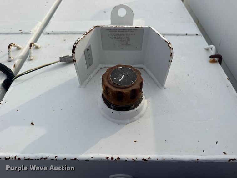 image for item EG2102 2014 Freightliner Business Class M2 utility / service truck