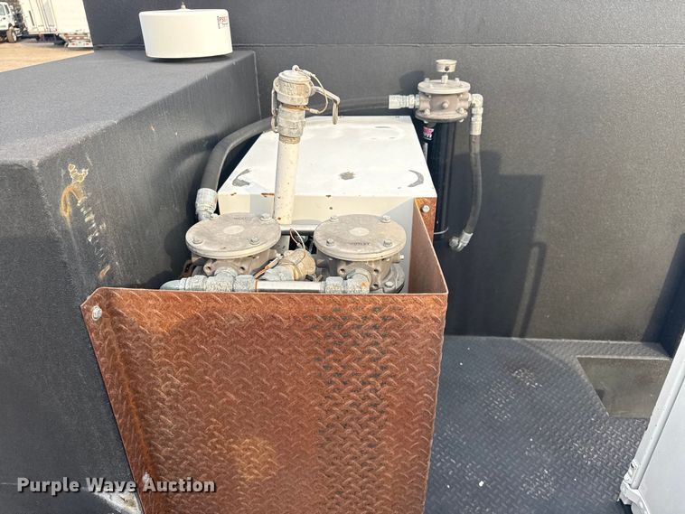 image for item EG2102 2014 Freightliner Business Class M2 utility / service truck