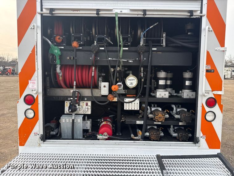 image for item EG2102 2014 Freightliner Business Class M2 utility / service truck