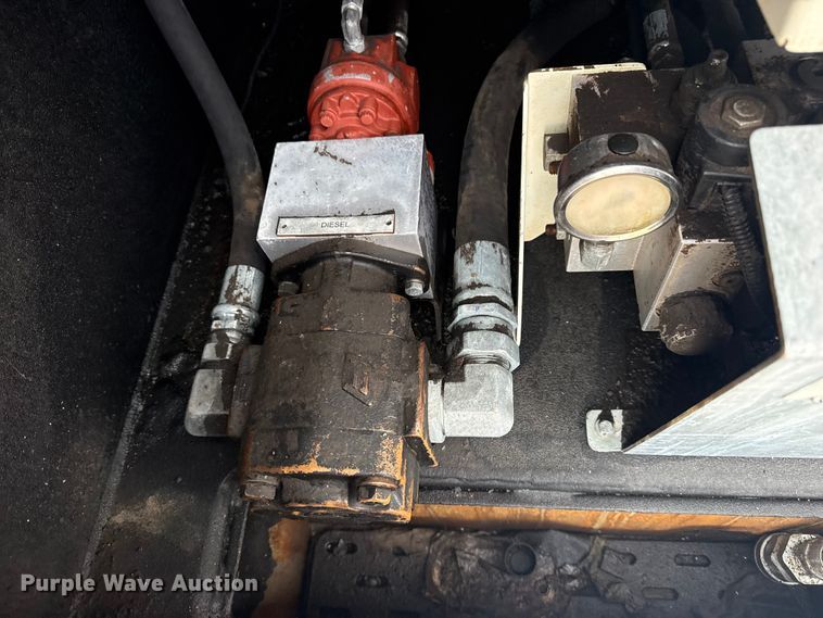 image for item EG2102 2014 Freightliner Business Class M2 utility / service truck