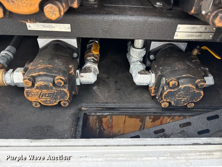 image for item EG2102 2014 Freightliner Business Class M2 utility / service truck