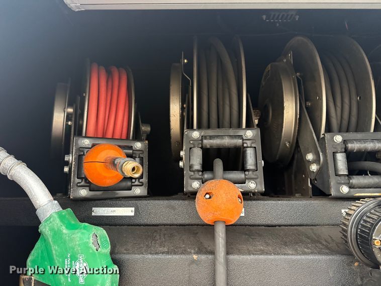 image for item EG2102 2014 Freightliner Business Class M2 utility / service truck