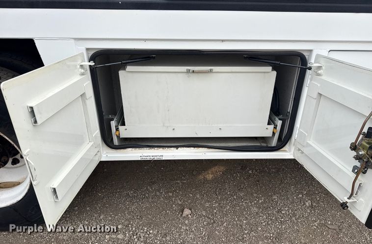 image for item EG2102 2014 Freightliner Business Class M2 utility / service truck