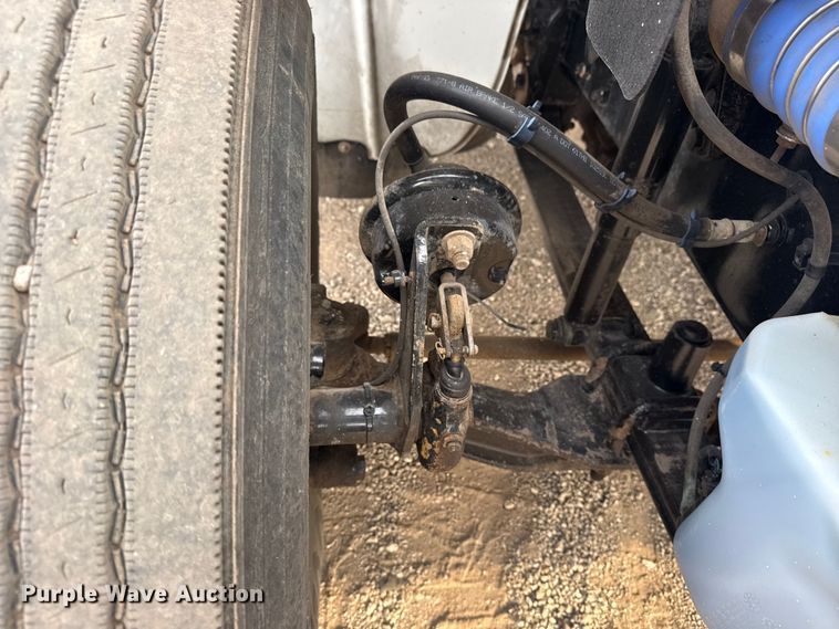 image for item EG2102 2014 Freightliner Business Class M2 utility / service truck