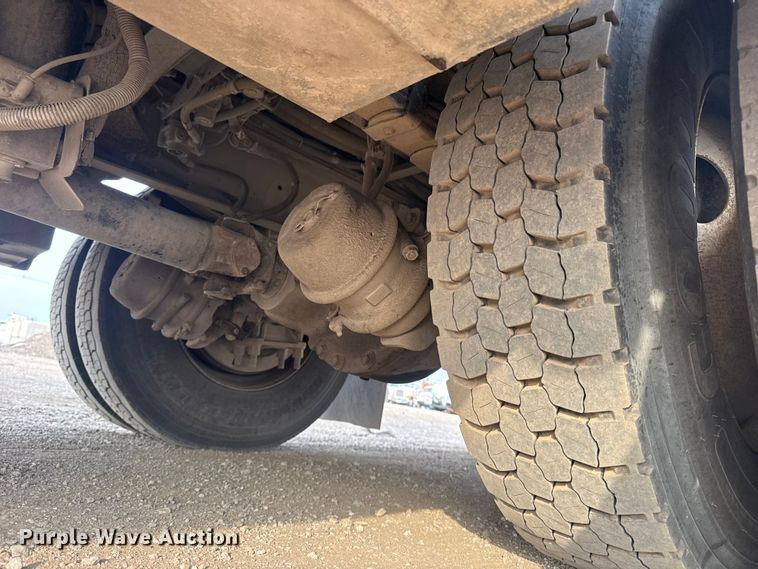 image for item EG2102 2014 Freightliner Business Class M2 utility / service truck