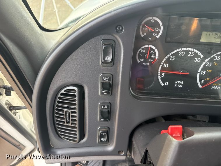 image for item EG2102 2014 Freightliner Business Class M2 utility / service truck