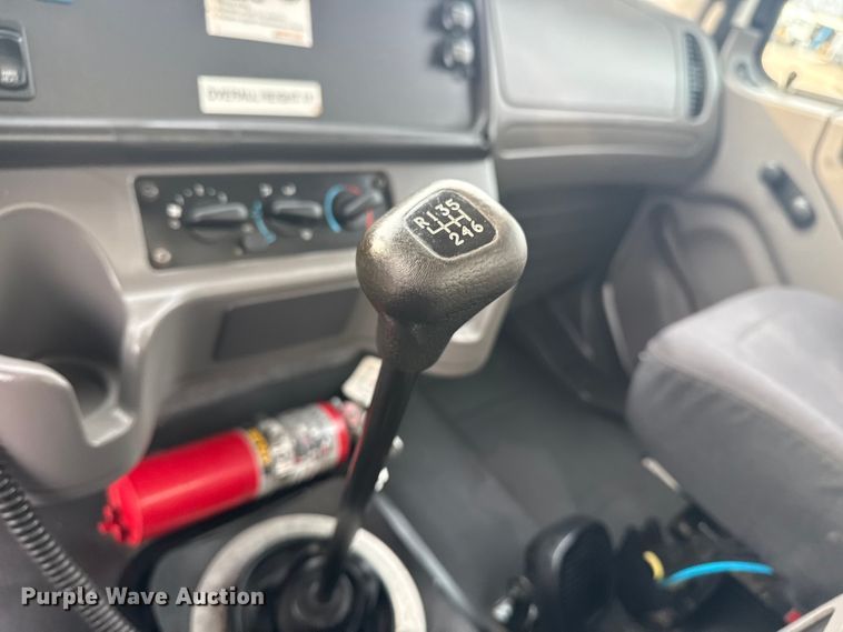 image for item EG2102 2014 Freightliner Business Class M2 utility / service truck